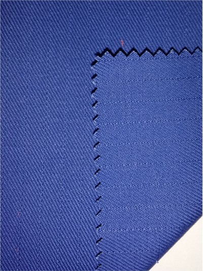 XX-XNXG  CVC80/19/1 Flame Retardant Anti-static Water Repellent Twill  Specification：10*10/80*46 阻燃布 側面照